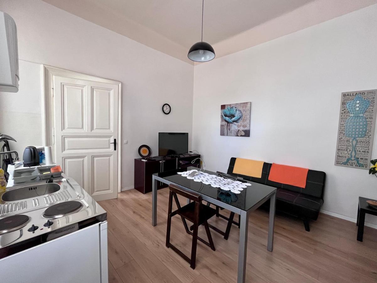 רייקה Apartment Platana מראה חיצוני תמונה